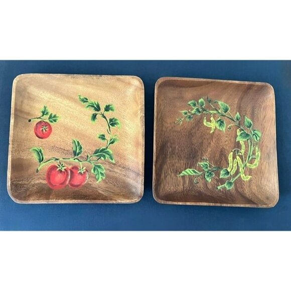 2 Monkey Pod 8"‎ Square Wooden Plates Tomatoes & Peas Hand Made in Philippines - Picture 1 of 9